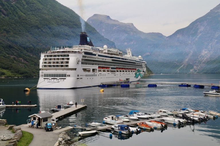 6 Amazing Things To Do In Geiranger, Norway – Go Live Young